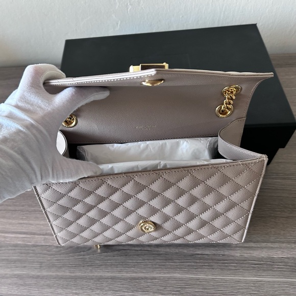 🔥YSL ENVELOPE MEDIUM IN QUILTED GRAIN DE POUDRE EMBOSSED LEATHER - Picture 10 of 16